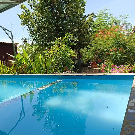 Silk Island Homestay Phnom Penh Exterior photo
