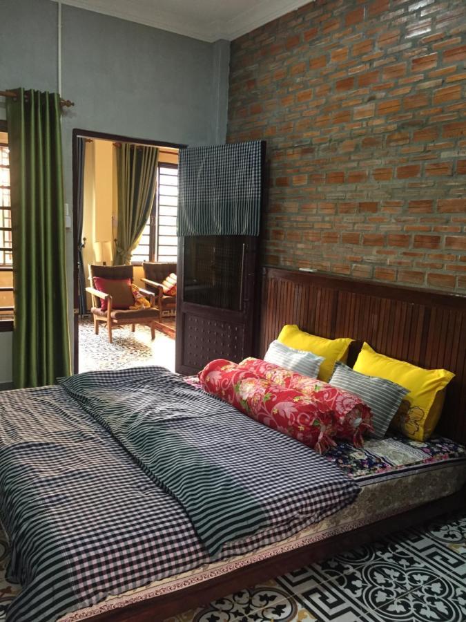 Silk Island Homestay Phnom Penh Exterior photo